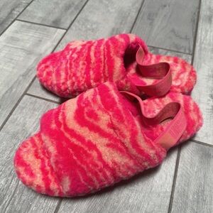 UGG Fluff Yeah Pink Zebra Stripe Slides Slippers Animal Print Fluffy Soft Comfy